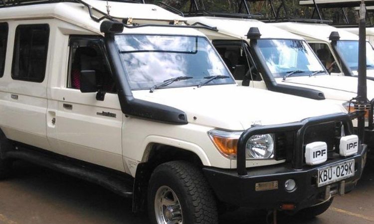 How Much to Hire a Land Cruiser